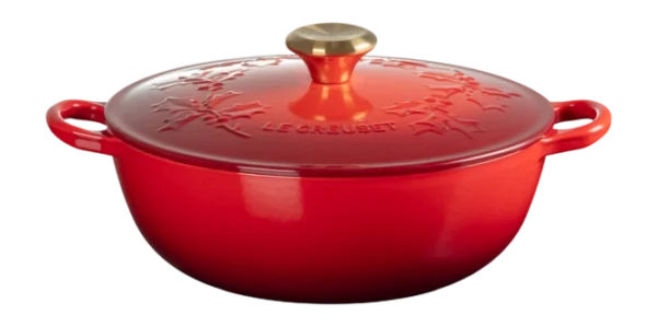 le creuset casserole pot winter holly collection kersenrood 26 cm